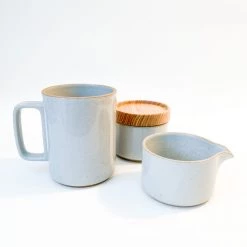 Super Simple TABLETOP HASAMI PORCELAIN MUG