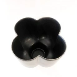 Super Simple QUATREFOIL VASE - WIDE BLACK
