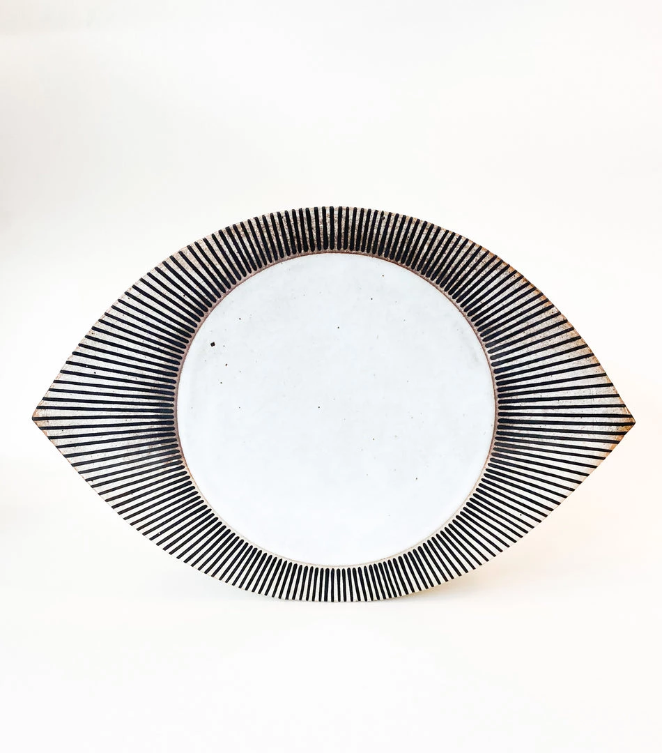 Super Simple WHITE EYE ART 1 Super Simple WHITE EYE ART