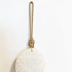 Super Simple SINGLE STRAND DISC WALL ART - WHITE 10 Super Simple SINGLE STRAND DISC WALL ART - WHITE