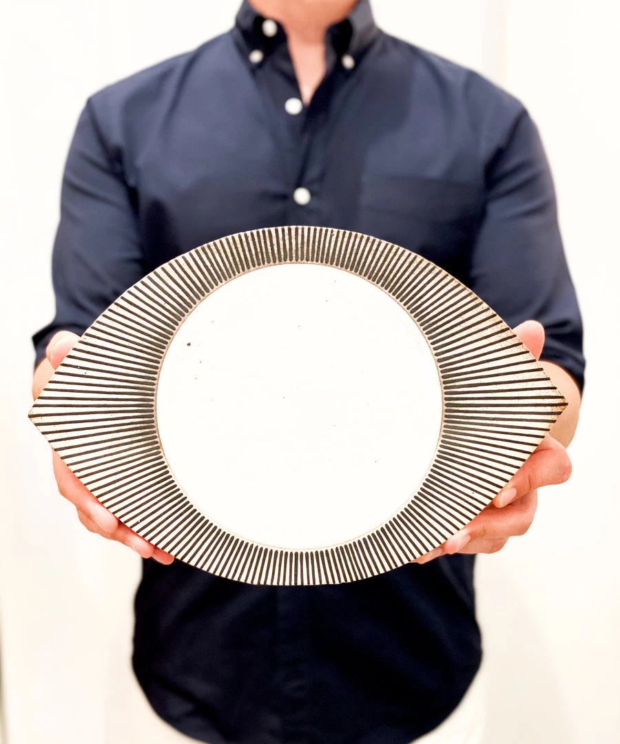 Super Simple WHITE EYE ART 7 Super Simple WHITE EYE ART