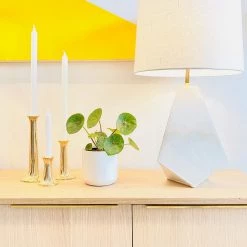 Super Simple ABSTRACT ART - YELLOW EAGLE