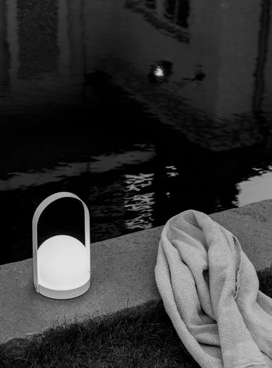 Super Simple CARRIE PORTABLE LAMP - WHITE 4 Super Simple CARRIE PORTABLE LAMP - WHITE