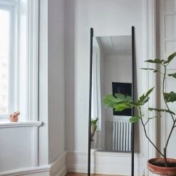 Super Simple MIRRORS GEORG MIRROR - BLACK