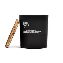 Super Simple HOME FRAGRANCE BASIK CANDLE NO. 3 - TEAKWOOD + LEATHER