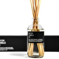 Super Simple REED DIFFUSER BASIK NO. 4 - BLOOD ORANGE + BERGAMOT 8 Super Simple REED DIFFUSER BASIK NO. 4 - BLOOD ORANGE + BERGAMOT