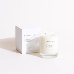 Super Simple HOME FRAGRANCE ESCAPIST CANDLE - CATSKILLS