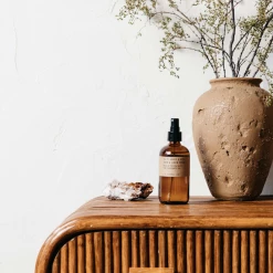 Super Simple AMBER AND MOSS ROOM SPRAY 5 Super Simple AMBER AND MOSS ROOM SPRAY