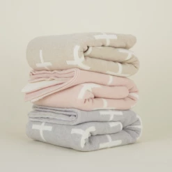 Super Simple CROSS THROW BLANKET DECOR