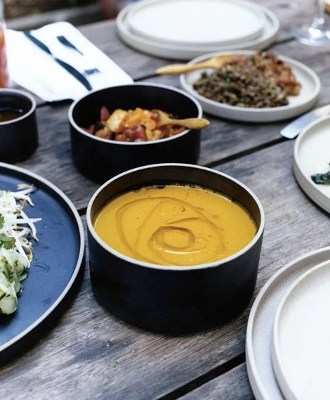 Super Simple HASAMI PORCELAIN SMALL BOWL + LID - BLACK 4 Super Simple HASAMI PORCELAIN SMALL BOWL + LID - BLACK