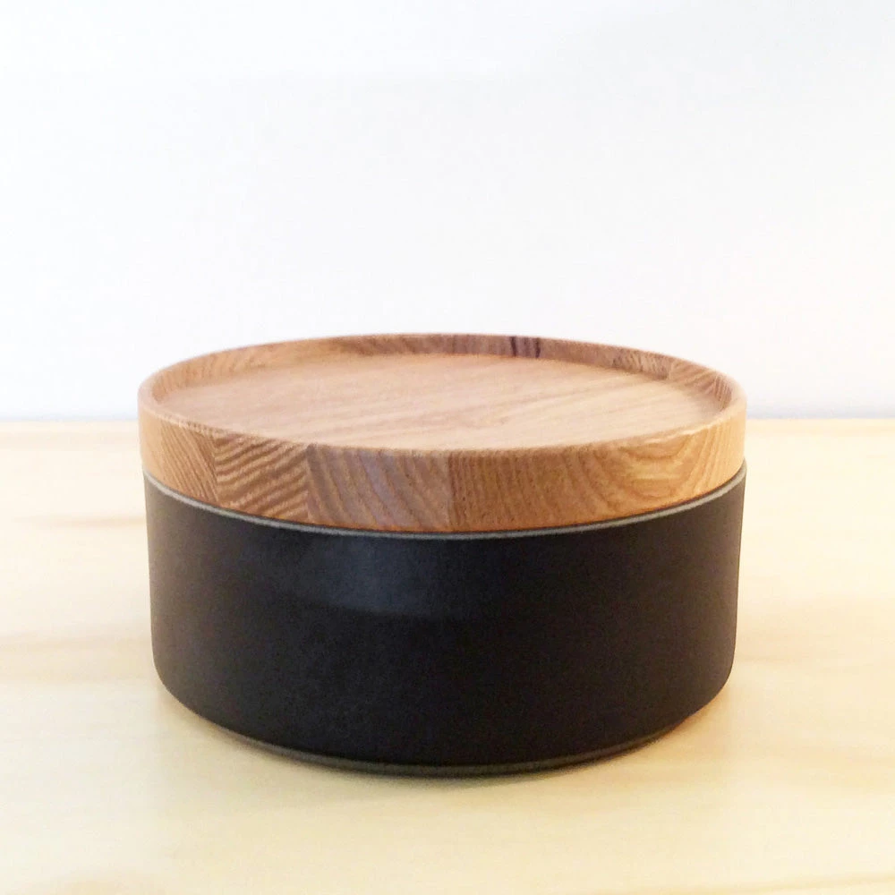 Super Simple HASAMI PORCELAIN SMALL BOWL + LID - BLACK 1 Super Simple HASAMI PORCELAIN SMALL BOWL + LID - BLACK