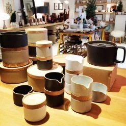 Super Simple HASAMI PORCELAIN TEAPOT - BLACK TABLETOP