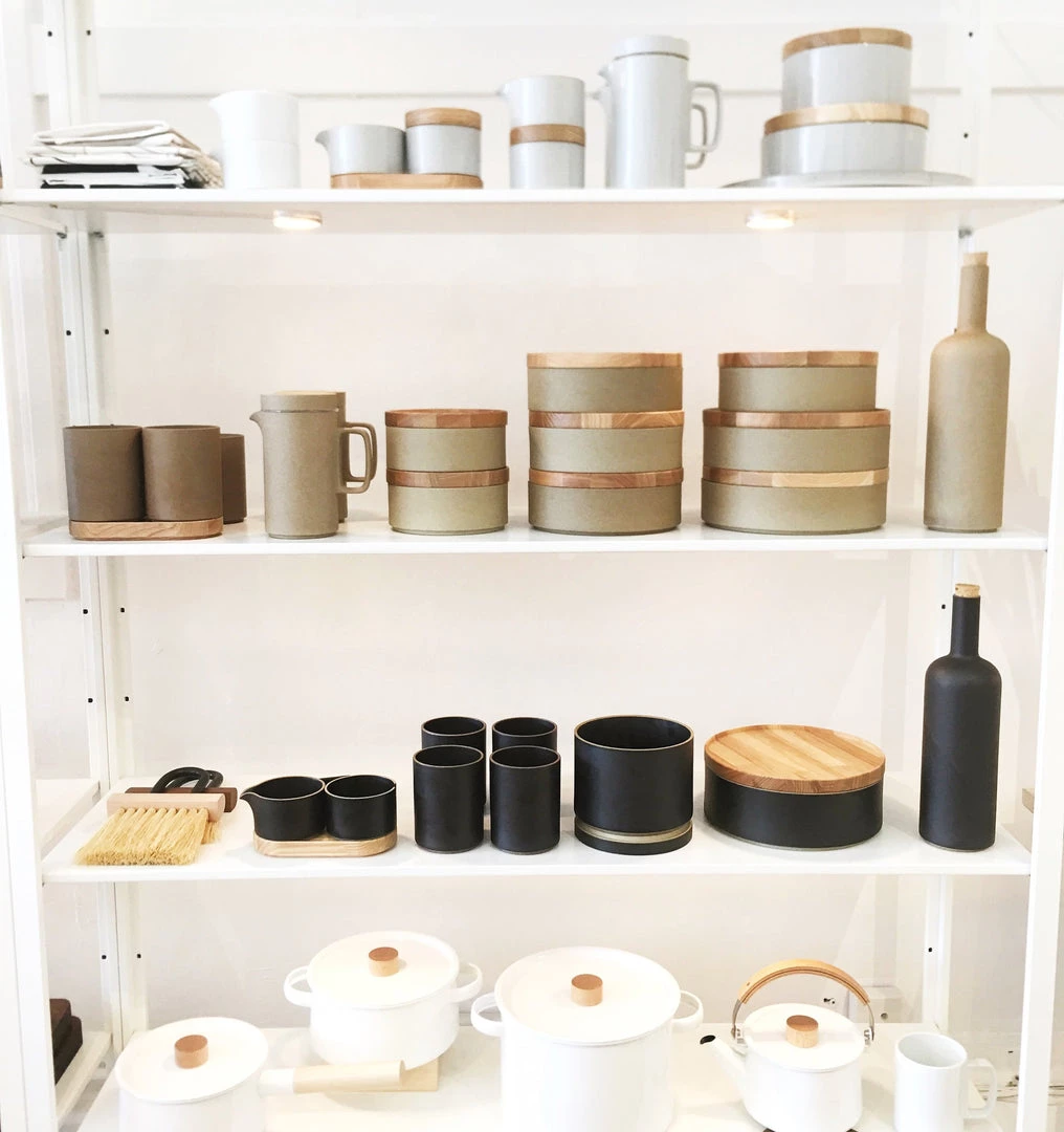 Super Simple HASAMI PORCELAIN SMALL BOWL + LID - BLACK 5 Super Simple HASAMI PORCELAIN SMALL BOWL + LID - BLACK