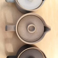 Super Simple HASAMI PORCELAIN TEAPOT - BLACK TABLETOP