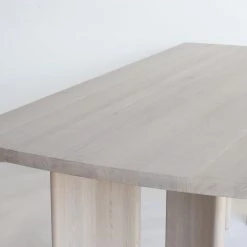 Super Simple CREST DINING TABLE