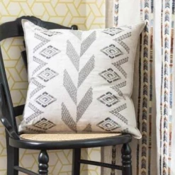 Super Simple HERRINGBONE DIAMOND PILLOW PILLOWS