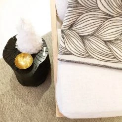 Super Simple THROWS ROROS TWEED WOOL THROW - FLETTE